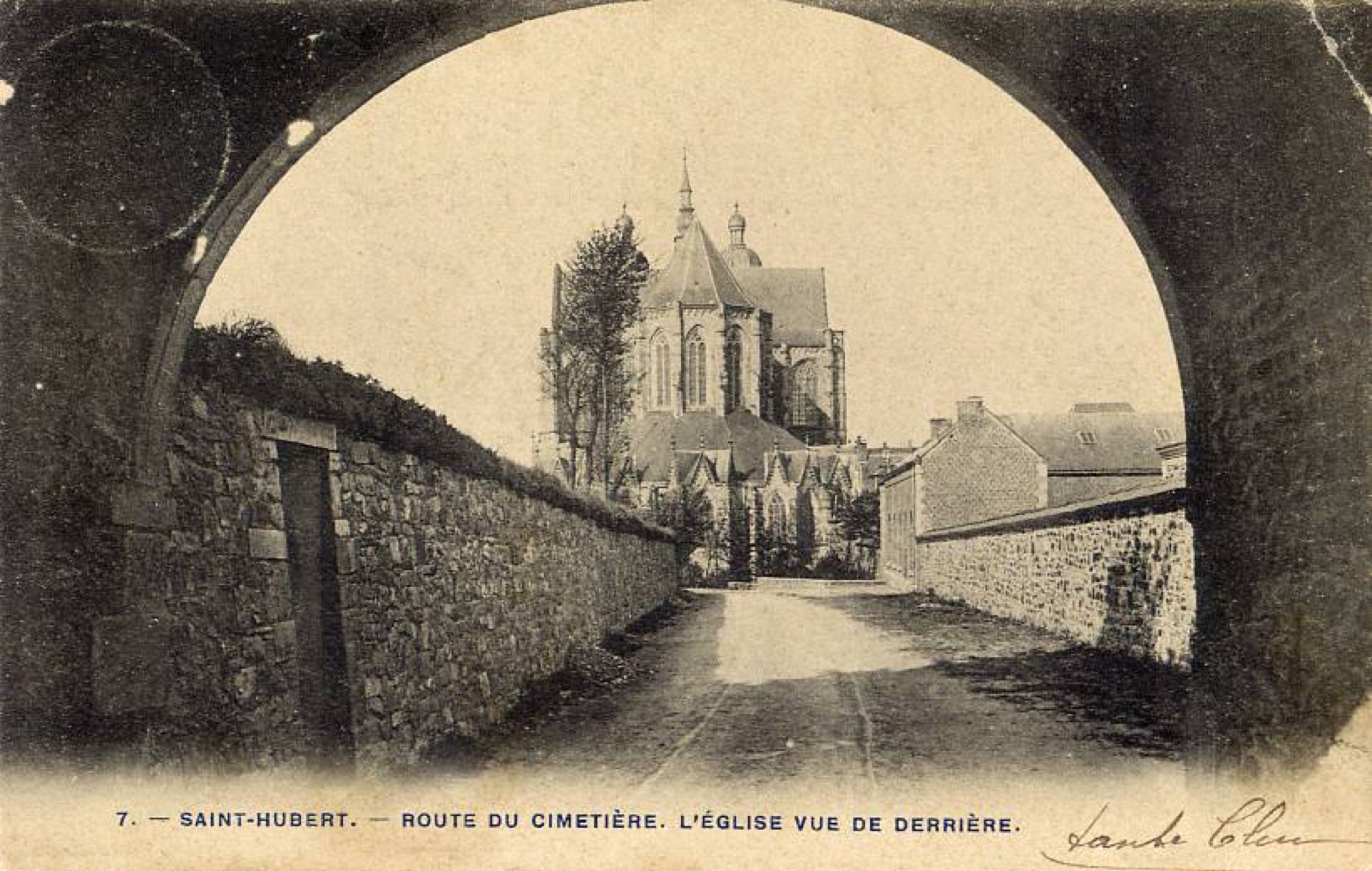 Basilique / Extérieur